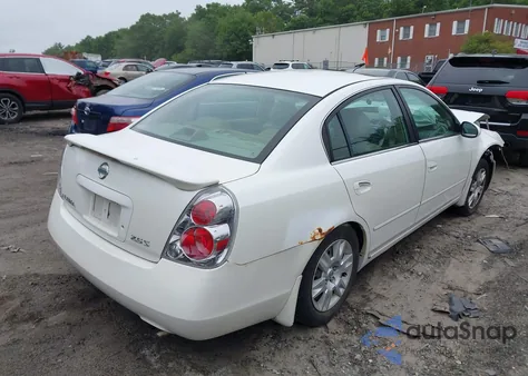 2004 Nissan Altima 2.5 S z USA, uszkodzony, nr VIN 1N4AL11D24C143917